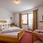 Bed & Breakfast Foersterhaus & Haus Andrea 4*