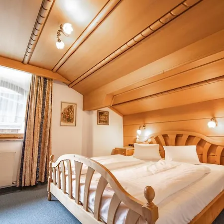 Bed & Breakfast Foersterhaus & Haus Andrea 4*