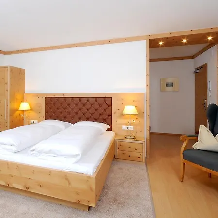 Foersterhaus & Haus Andrea 4* Майрхофен