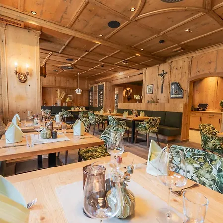 Bed & Breakfast Foersterhaus & Haus Andrea 4*