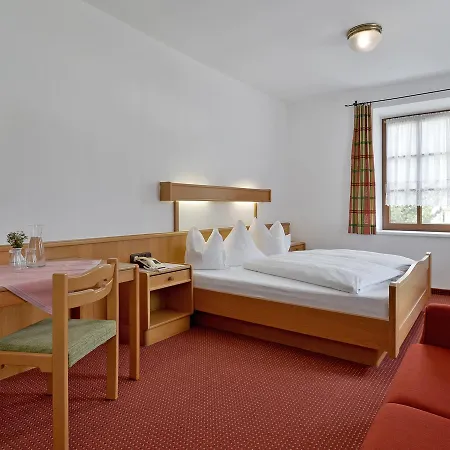 Bed & Breakfast Foersterhaus & Haus Andrea 4*